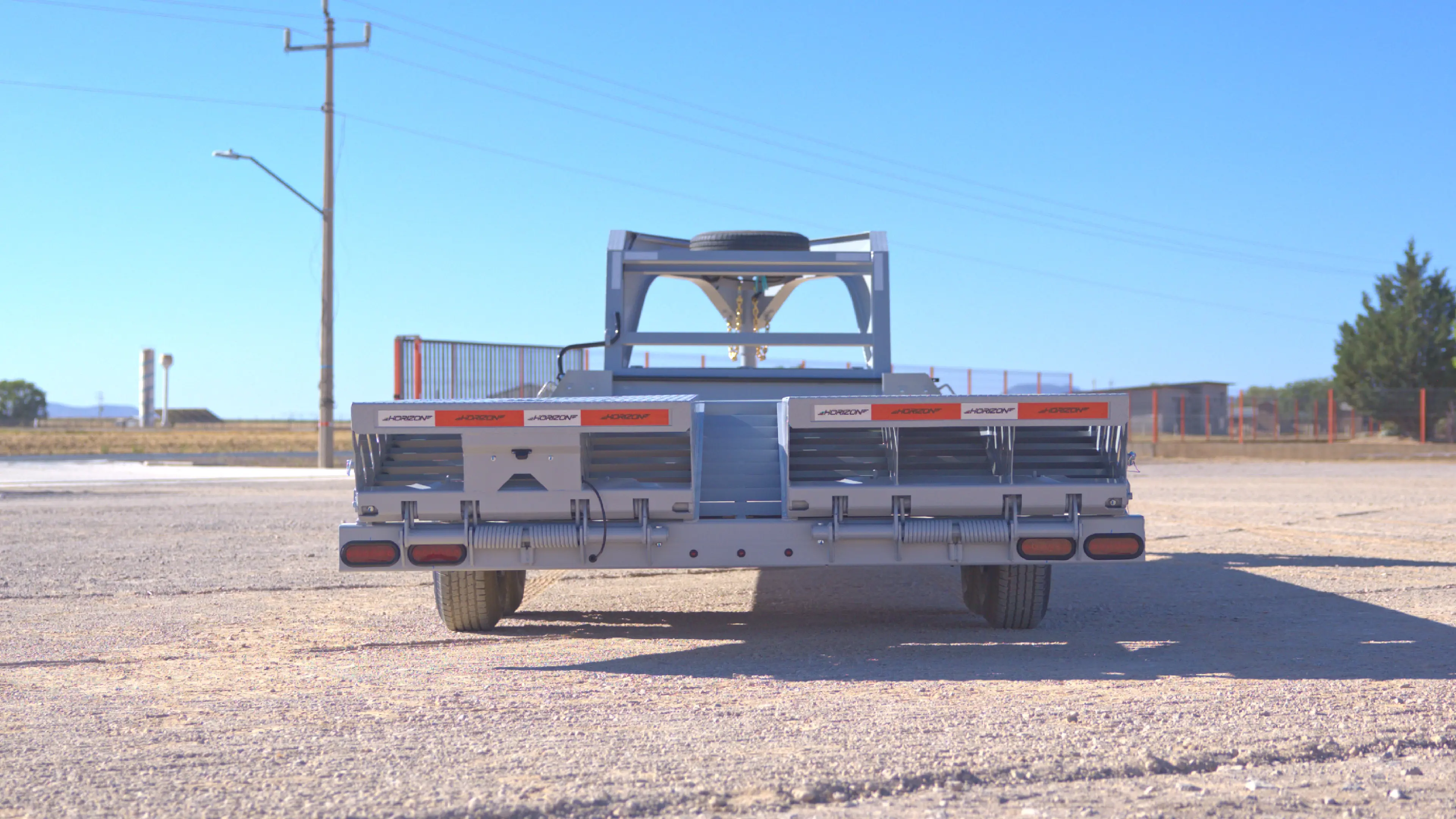 horizon trailers img